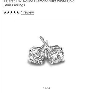 1 Carat Round Diamond 10kt White Gold Stud Earring